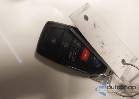 2024 Subaru Solterra Touring z USA, uszkodzony, nr VIN JTMABABAXRA036909